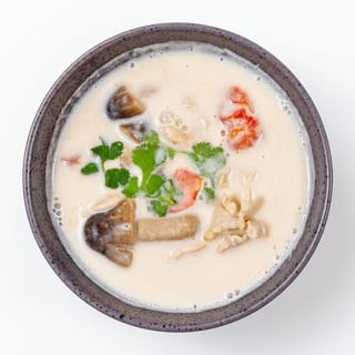 Tom Kha