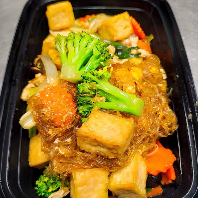 Pad Woon Sen.